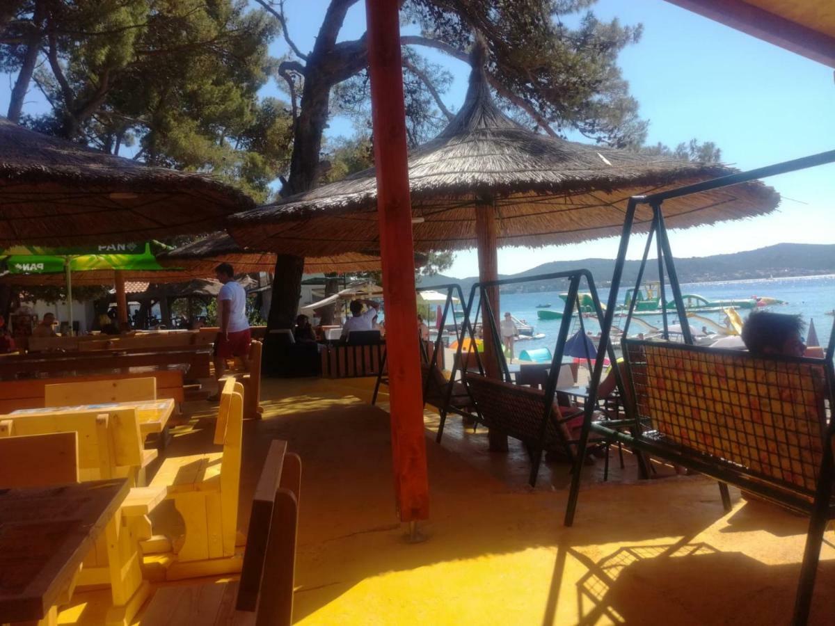 Lunasky Biograd Mobile Home Biograd Na Moru Zewnętrze zdjęcie