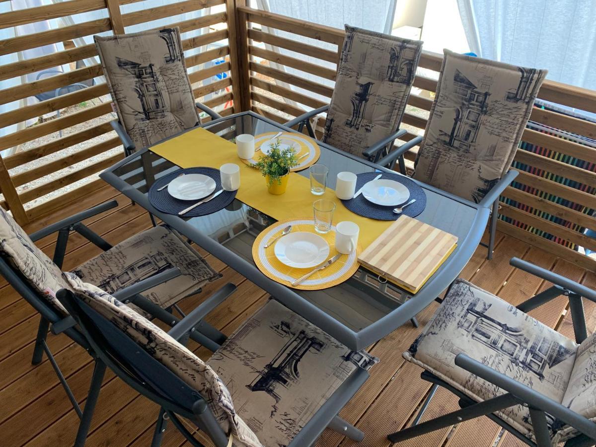 Lunasky Biograd Mobile Home Biograd Na Moru Zewnętrze zdjęcie